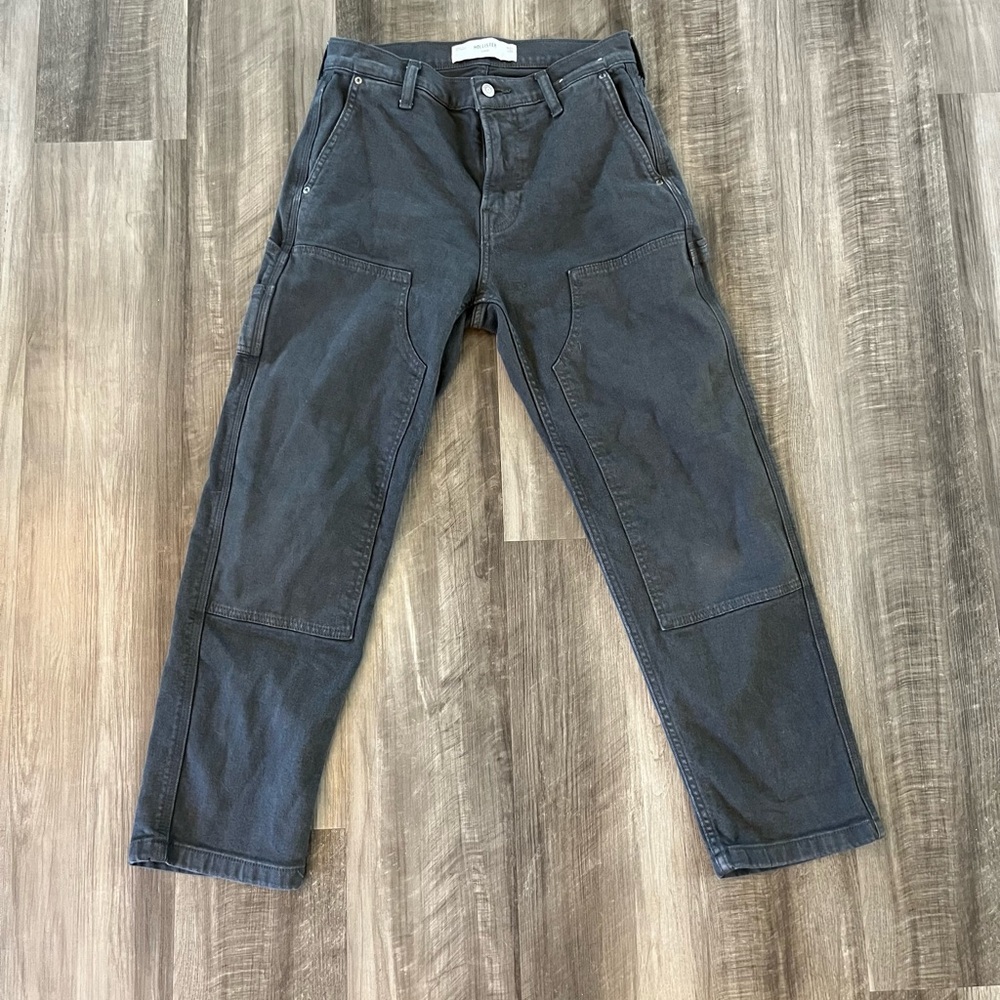 Hollister Gray Cargo Pants with Classic Style